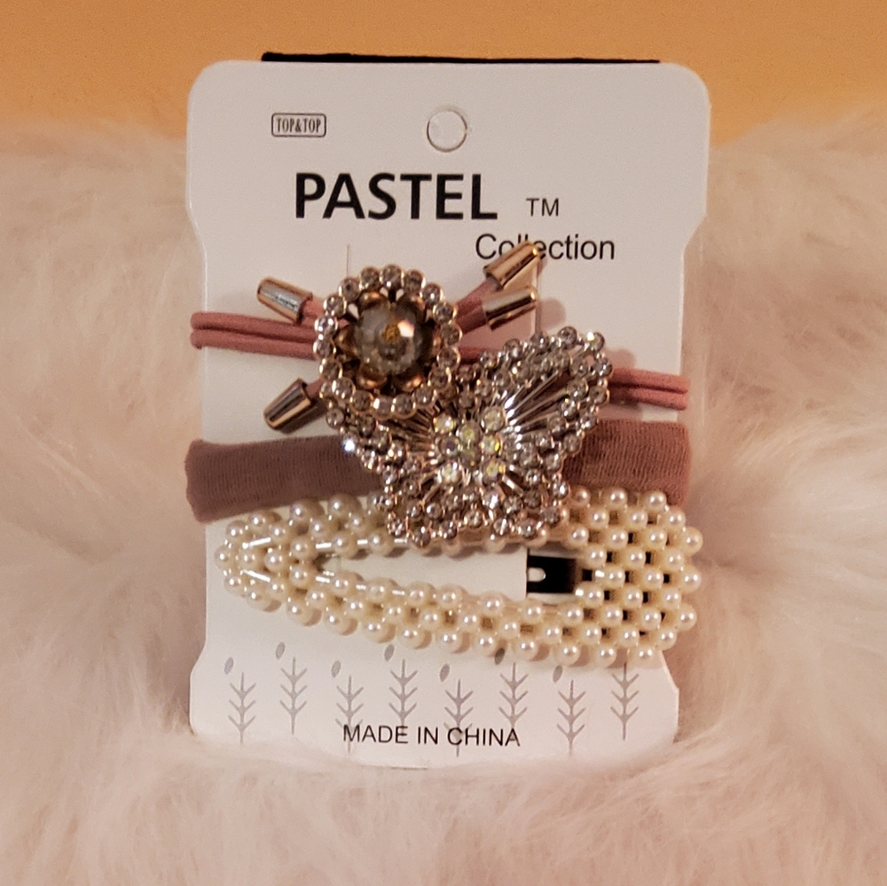 PEARLS AND RHINESTONES HAIR 3 PIECE SCROUNCHIE AND CLIP PACK